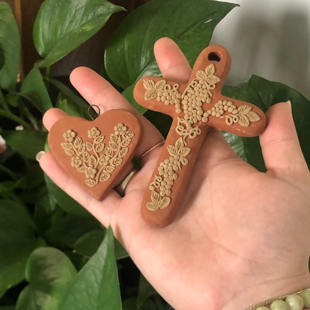 VTG Terracotta Clay Floral & Grapevine Wall Ornaments / Charms (Set of 2)